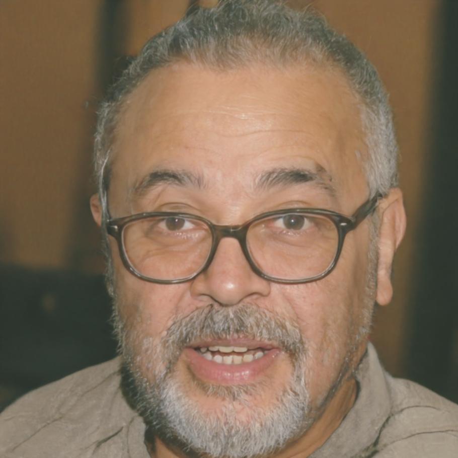Portrait de Marc Dubois, expert en pédagogie financière